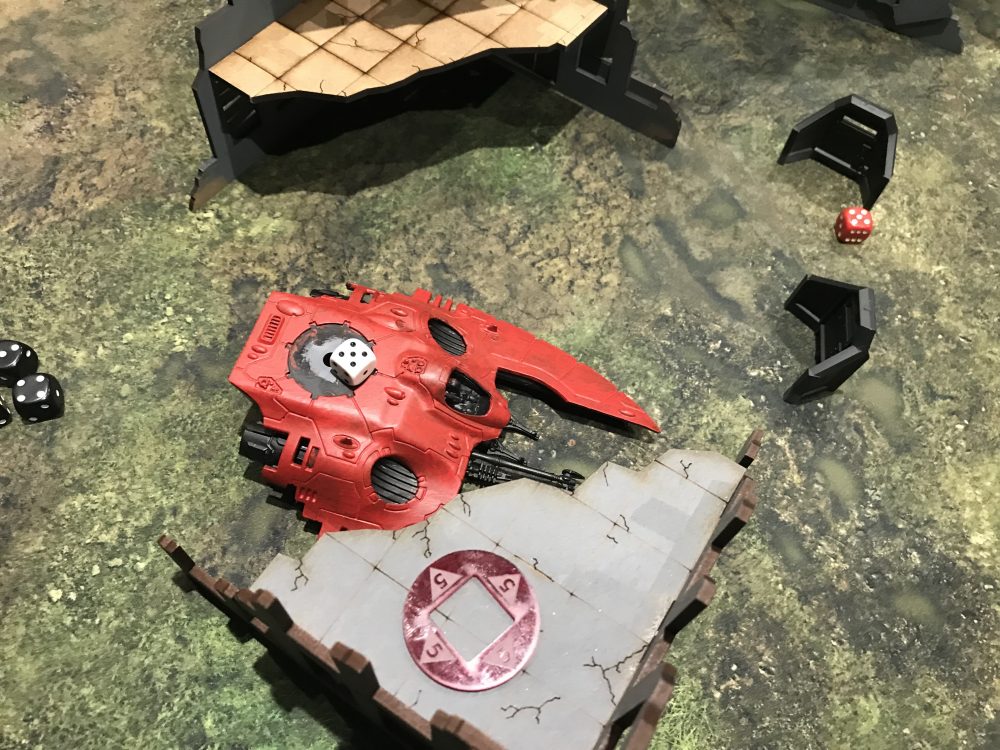A Wave Serpent secures an objective - Ynnari vs Astra Militarum