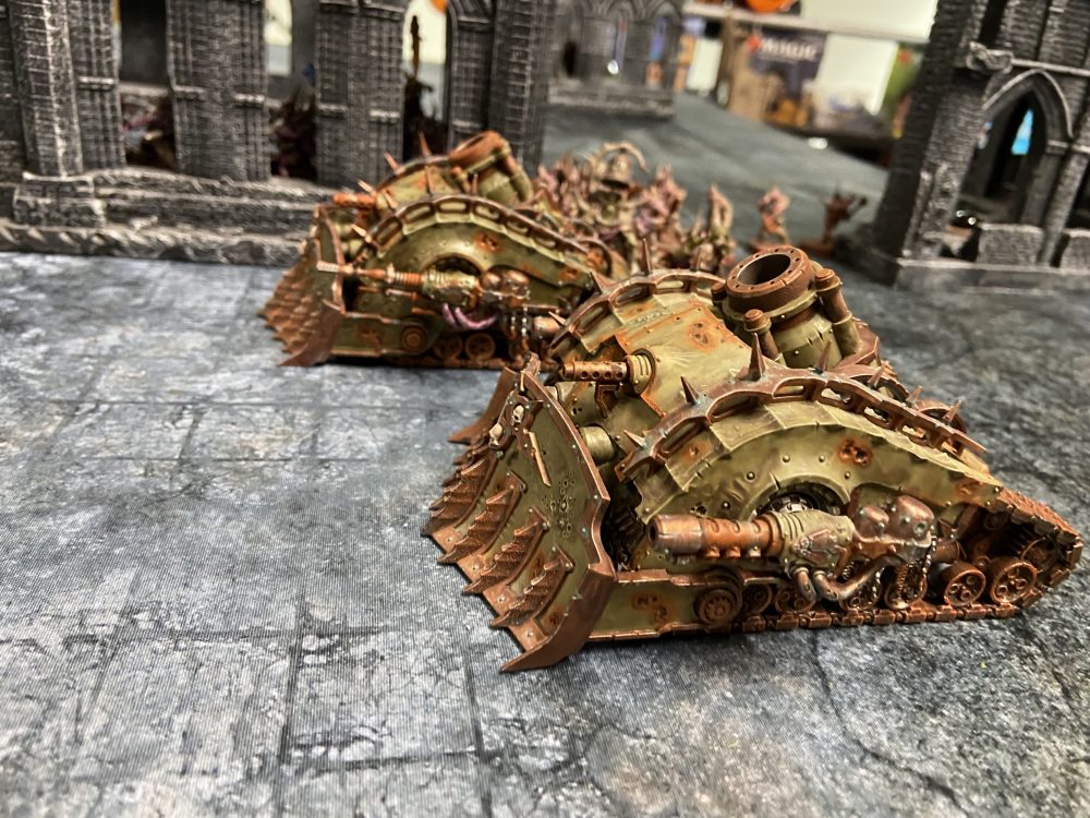 Plagueburst Crawlers like a lot of Nurgle's minions get a 5+ Disgustingly Resilient save - Common Rules Mistakes