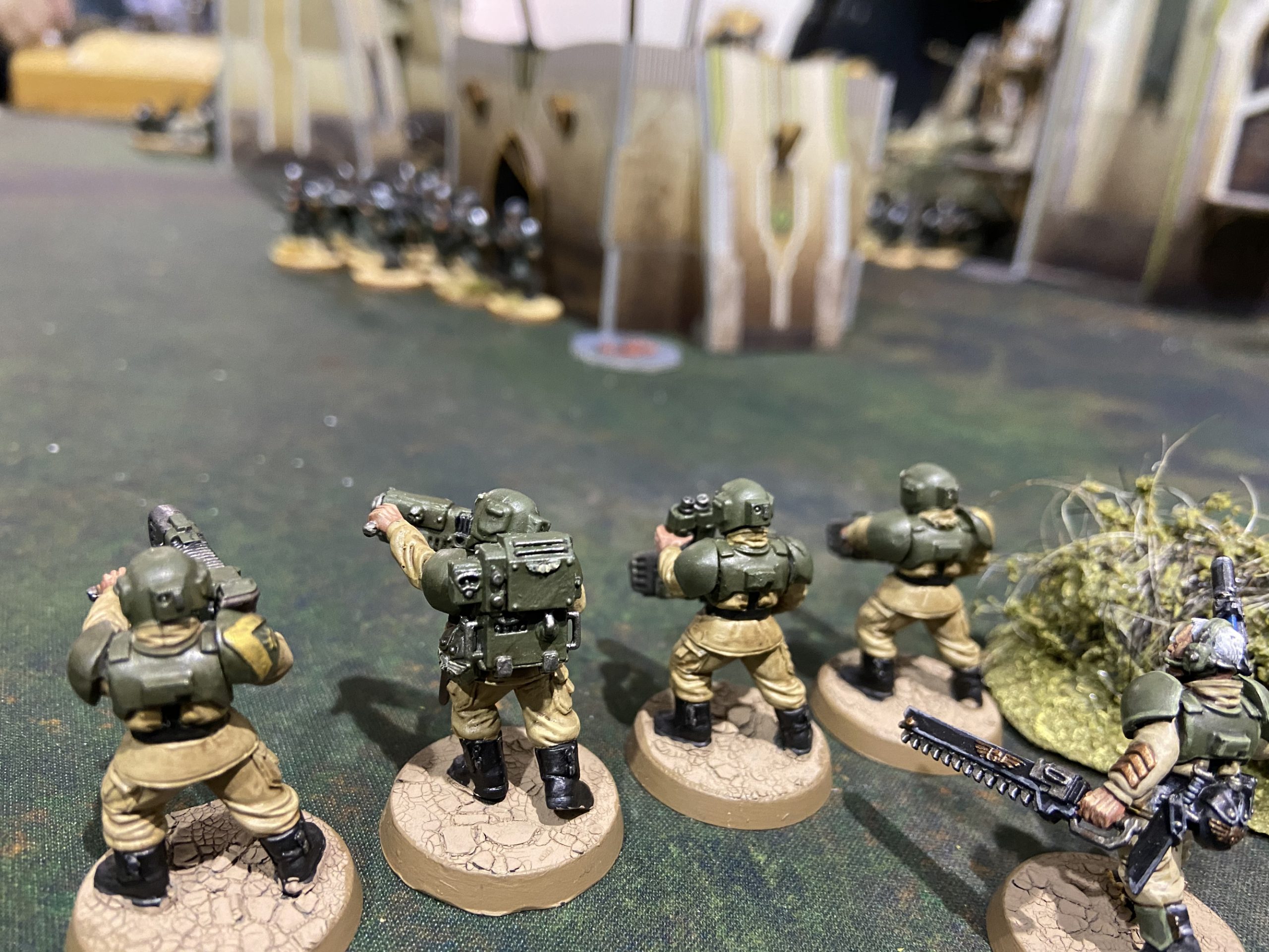 Warhammer 40K Astra Militarum Cadian Command Squad arme spéciale bras A 